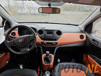 Hyundai I-10 i10 (B5), Hatchback, 2013 / 2019 1.0 12V picture 9