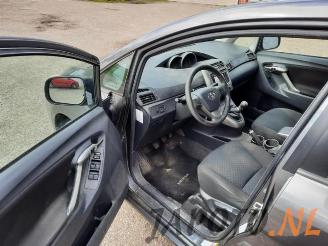 Toyota Verso Verso, MPV, 2009 / 2018 2.0 16V D-4D-F picture 12