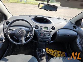 Toyota Yaris Yaris (P1), Hatchback, 1999 / 2005 1.0 16V VVT-i picture 9