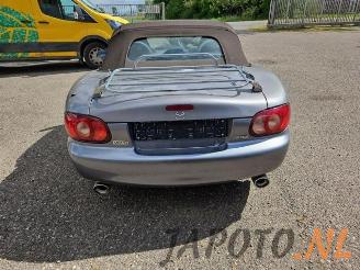 Mazda MX-5 MX-5 (NB18/35/8C), Cabrio, 1998 / 2005 1.6i 16V picture 4