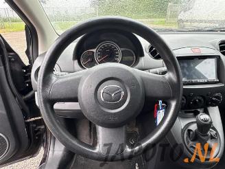 Mazda 2 2 (DE), Hatchback, 2007 / 2015 1.3 16V S-VT picture 12