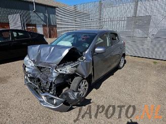 Vrakbiler auto Mitsubishi Space-star Space Star (A0), Hatchback, 2012 1.2 12V 2018/1