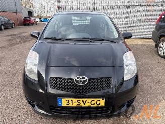 Toyota Yaris Yaris II (P9), Hatchback, 2005 / 2014 1.3 16V VVT-i picture 8