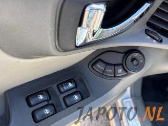 Hyundai Santa Fe Santa Fe I, SUV, 2000 / 2006 2.0 16V 4x2 picture 14