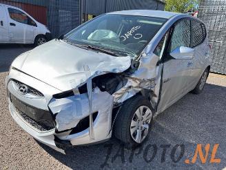 Vrakbiler auto Hyundai Ix20 iX20 (JC), SUV, 2010 / 2019 1.4i 16V 2011/11