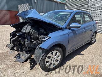 Vrakbiler auto Hyundai I-20 i20 (GBB), Hatchback, 2014 / 2020 1.0 T-GDI 100 12V 2017/12
