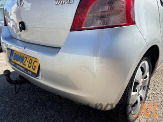 Toyota Yaris Yaris II (P9), Hatchback, 2005 / 2014 1.3 16V VVT-i picture 18