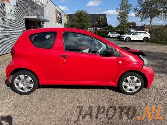 Toyota Aygo Aygo (B10), Hatchback, 2005 / 2014 1.0 12V VVT-i picture 9
