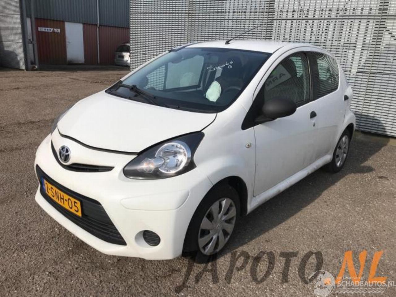 Toyota Aygo Aygo (B10), Hatchback, 2005 / 2014 1.0 12V VVT-i