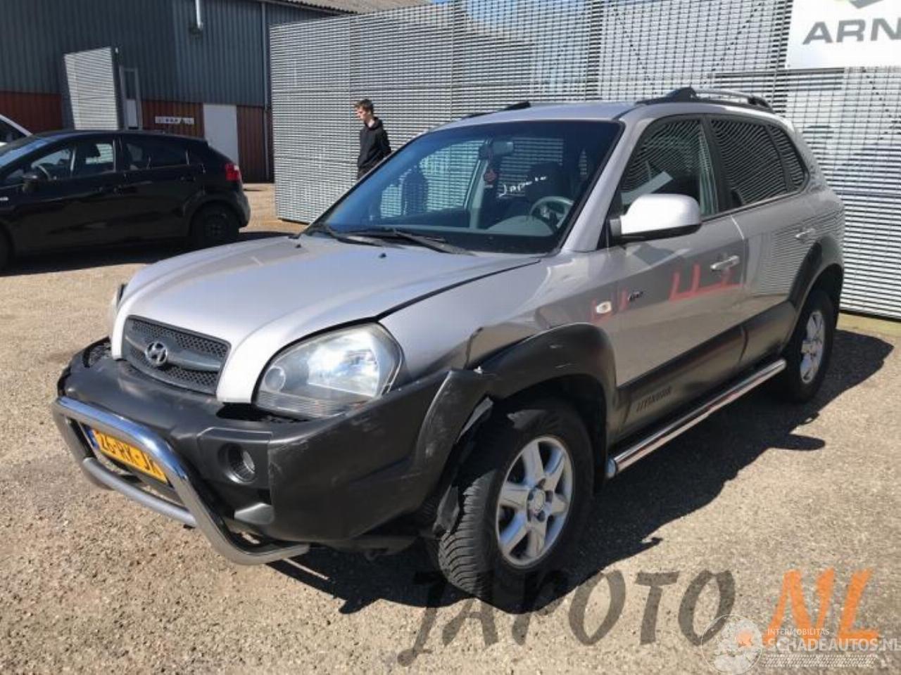 Hyundai Tucson Tucson (JM), SUV, 2004 / 2010 2.0 16V CVVT 4x4