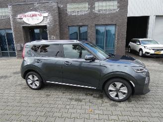 skadebil auto Kia E-Soul DynamicPlusL. 64kWh Nieuwstaat!! 2021/1
