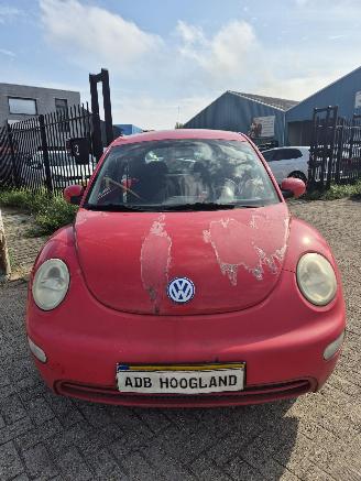 Uttjänta bilar auto Volkswagen New-beetle (9C1/9G1) Hatchback 3-drs 1.6 (AYD) [75kW] 5-BAK 2001/1