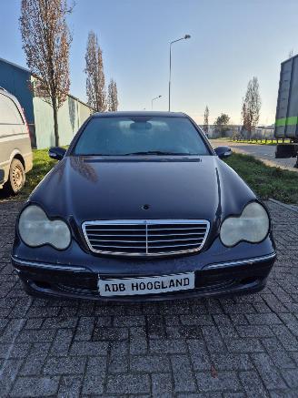 disassembly passenger cars Mercedes C-klasse (W203) Sedan 1.8 C-180K 16V (M271.946) [105kW] AUTOMAAT 2002/1