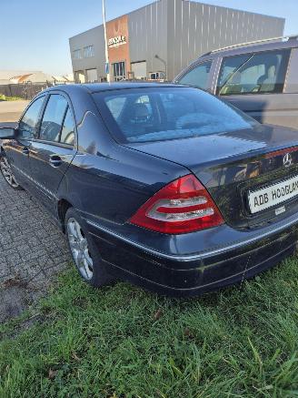 Mercedes C-klasse (W203) Sedan 1.8 C-180K 16V (M271.946) [105kW] AUTOMAAT picture 3