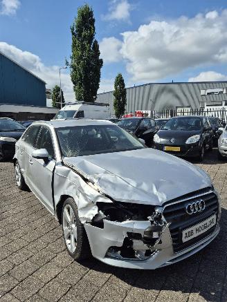 Audi A3 Sportback (8V1/8VK) 1.4 TFSI 16V Hatchback, 2Dr, Benzine, 1.395cc, 90kW (122pk), FWD, CXSA, 6-BAK picture 6