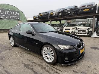 Schadeauto BMW 3-serie 325i 160KW Coupe Clima Navi Leer Xenon NAP 2006/10
