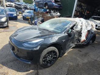 Tesla Model 3 Model 3, Sedan, 2017 Standard RWD Plus, Loing Range RWD picture 9