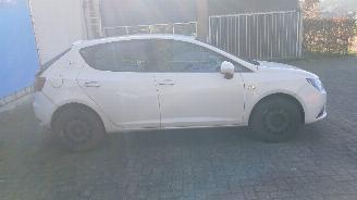 Seat Ibiza Ibiza IV (6J5) Hatchback 5-drs 1.0 EcoTSI 12V (CHZB) [70kW]  (05-2015/=
06-2017) picture 7