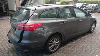 Ford Focus Focus 3 Wagon Combi 1.0 Ti-VCT EcoBoost 12V 100 (M2DC) [74kW]  (02-201=
2/05-2018) picture 6