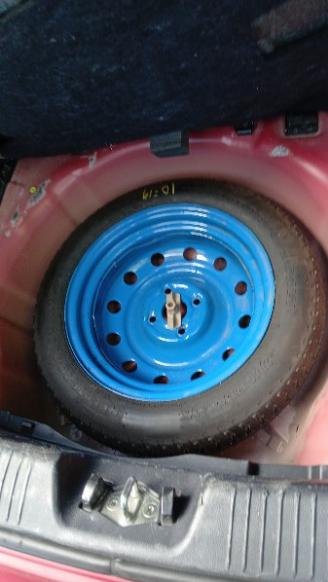 Kia Rio Rio III (UB) Hatchback 1.2 CVVT 16V (G4LA5) [63kW]  (09-2011/12-2017) picture 3