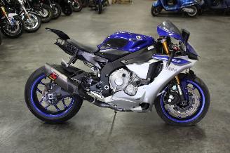 Uttjänta bilar motor Yamaha MT-09 YZF R1 2015/1