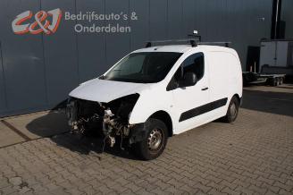 Coche siniestrado Peugeot Partner Partner (GC/GF/GG/GJ/GK), Van, 2008 / 2018 1.6 HDI 90 16V 2011/3