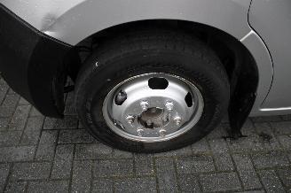 Opel Movano 2.3 BiTurbo 120kW RWD L3H3 3.5T dubbel lucht airco 3 zits achterschade picture 23