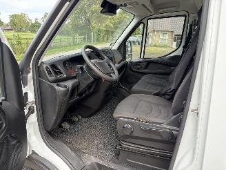 Iveco  40C21 3.0 300 picture 9