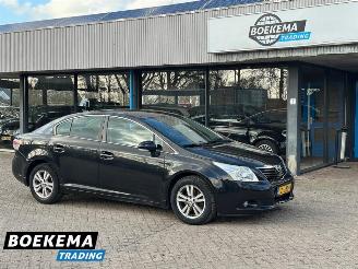 skadebil auto Toyota Avensis 2.0 VVTi Dynamic Automaat Navigatie Clima Cruise 2009/4