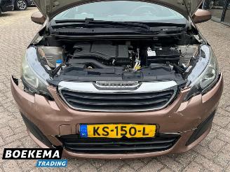 Peugeot 108 1.0 e-VTi Active Airco PDC 5-Deurs picture 9