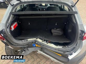 Kia Stonic 1.0 T-GDi MHEV Dynamic Automaat Navigatie Camera picture 16