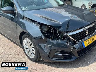 Peugeot 308 SW 1.2 PureTech Blue Lease Navigatie Climate Cruise picture 6