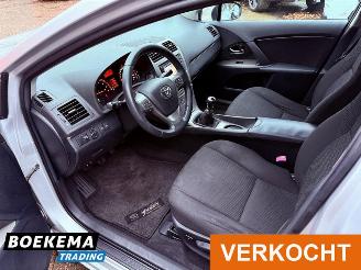 Toyota Avensis wagon 1.8 VVTi Navigatie Camera Climate Cruise picture 12