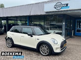 Tweedehands auto Mini Cooper 1.5 Business Navigatie Leer Cruise 5-Deurs 2014/10
