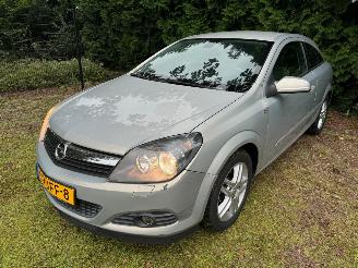 škoda osobní automobily Opel Astra GTC 2009/4