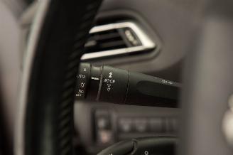Peugeot 308 SW 1.2 PureTech Navi Clima Style picture 11