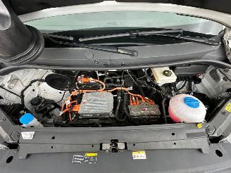 MAN TGE E-TGE 36 kWh Automaat 71.458 km Navi Clima picture 39