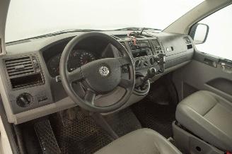 Volkswagen Transporter 2.5 TDI 9 persoons picture 19