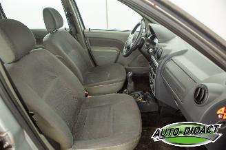 Dacia Logan 1.6-16V Lauréate 7p. picture 13