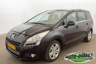 skadebil auto Peugeot 5008 1.6 THP GT 7P. Leer 2011/4