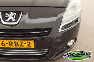 Peugeot 5008 1.6 THP GT 7P. Leer picture 31