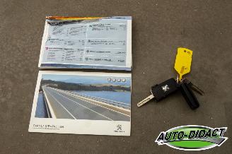 Peugeot 5008 1.6 BlueHDI 7 Pers. picture 16