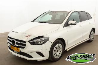 skadebil auto Mercedes B-klasse B200D Automaat Leer 2021/10