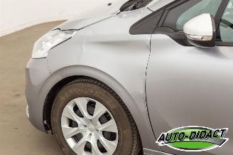 Peugeot 208 1.2 PureTech 90.243 km picture 32