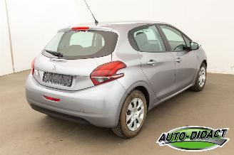 Peugeot 208 1.2 PureTech 90.243 km picture 4