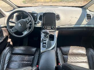 Renault Espace 1.6 dCi Automaat 7p Motorschade picture 5