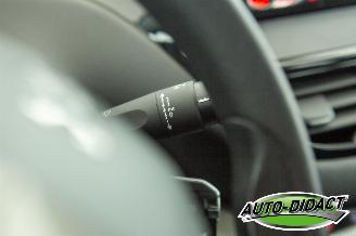 Peugeot 208 1.2 78.525 km picture 14