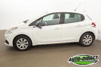 Peugeot 208 1.2 78.525 km picture 31