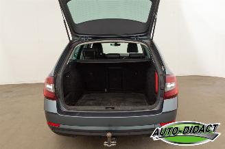 Skoda Octavia 1.0 TSI Automaat Clima Navi Greentech Clever Edition picture 35