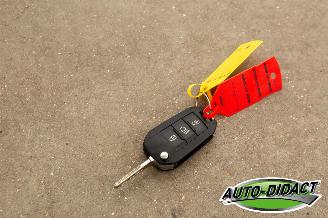 Peugeot 208 1.2 Airco Navi picture 27